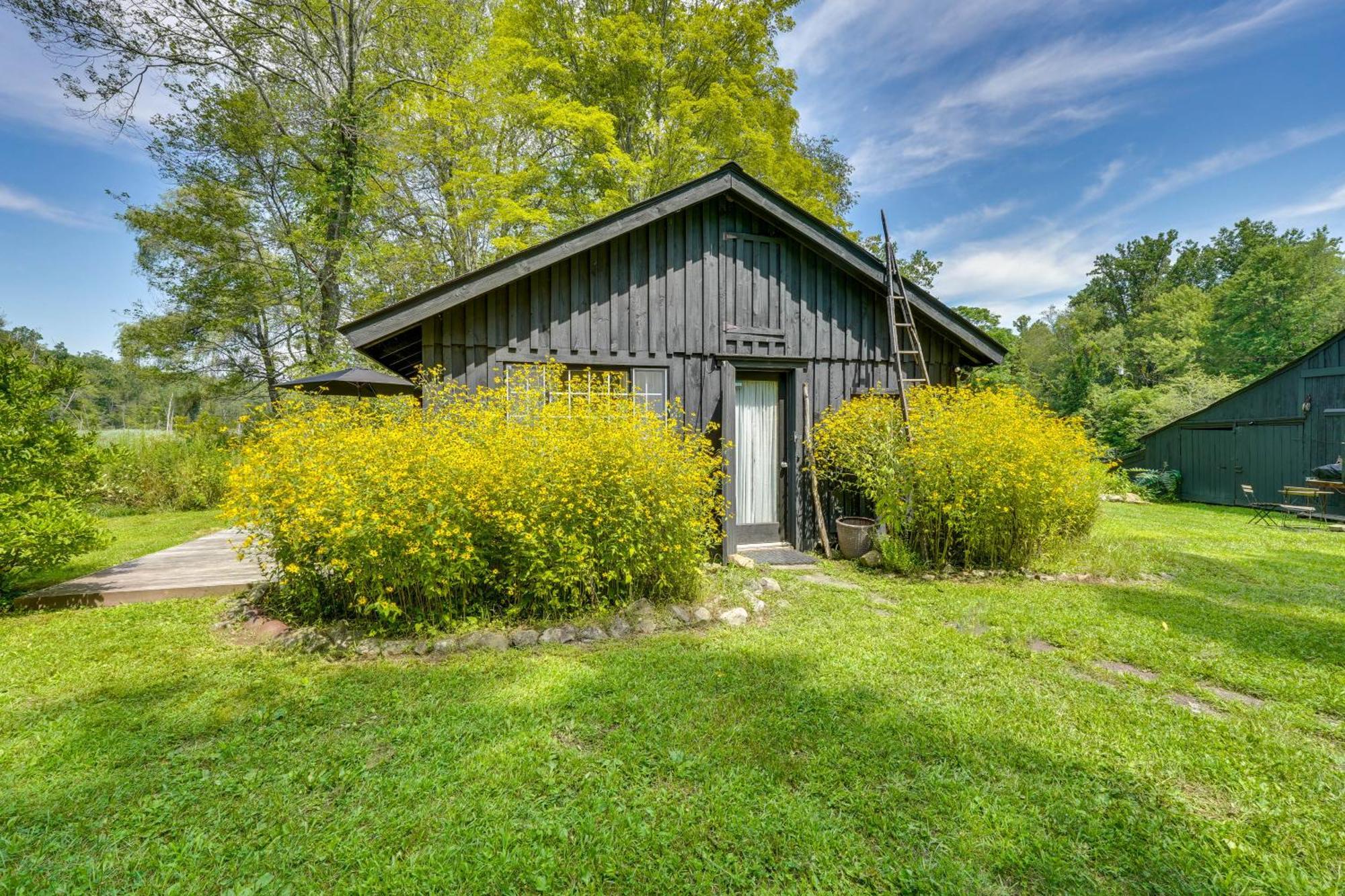 Highland 1850S Studio Barn On Sprawling 4 5 Acres! 아파트 외부 사진